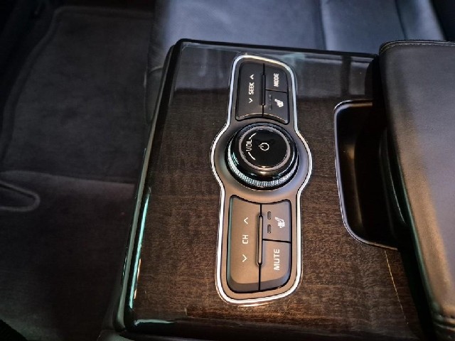 6031000936R19.jpg