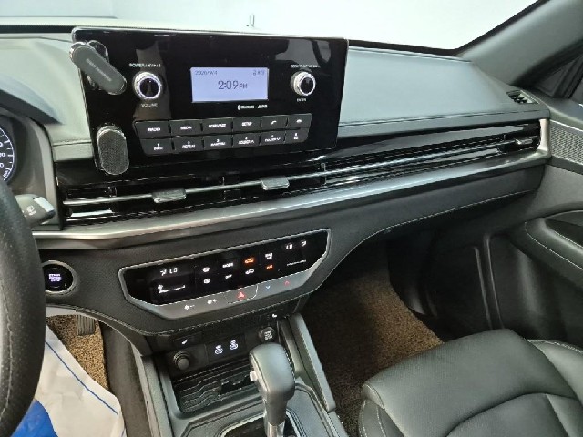 6081502018R10.jpg