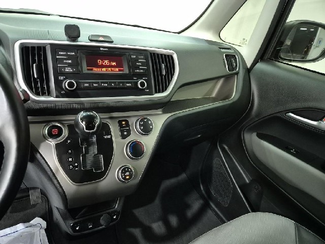 6081000561R10.jpg
