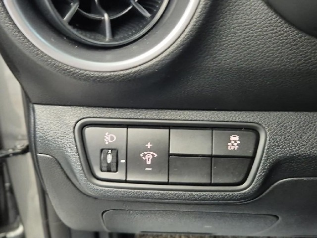 6041000596R15.jpg