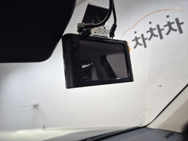 6101502114R17.jpg