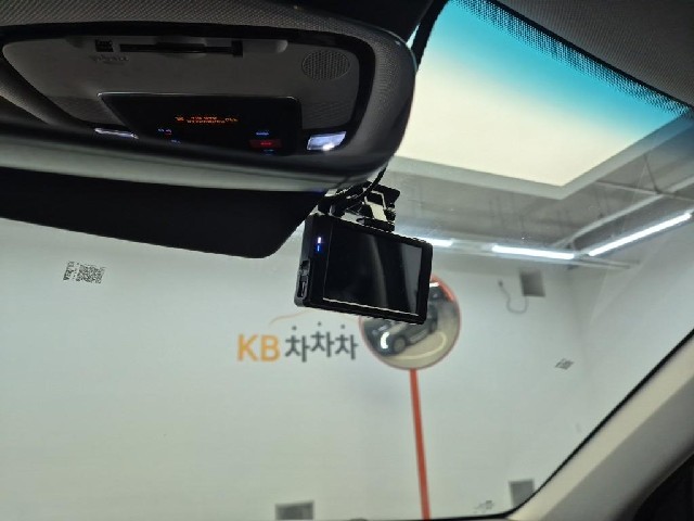 6101501931R16.jpg