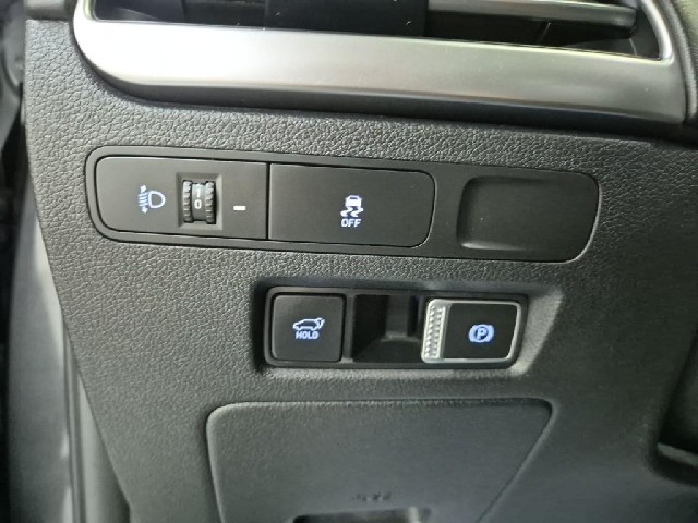 6101501931R17.jpg