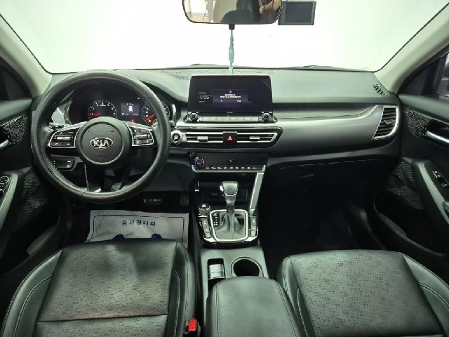 6101001852R7.jpg