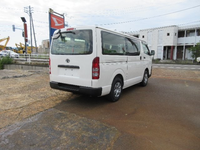 01ab378483d8c9c15de99695ef7be026.jpg