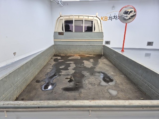 6101000495R14.jpg