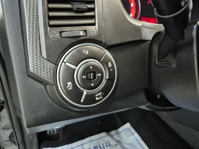 6101501695R16.jpg