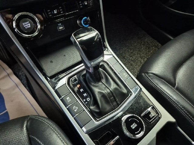 6101501730R8.jpg