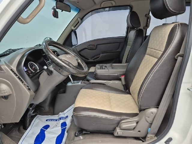 6101502015R10.jpg