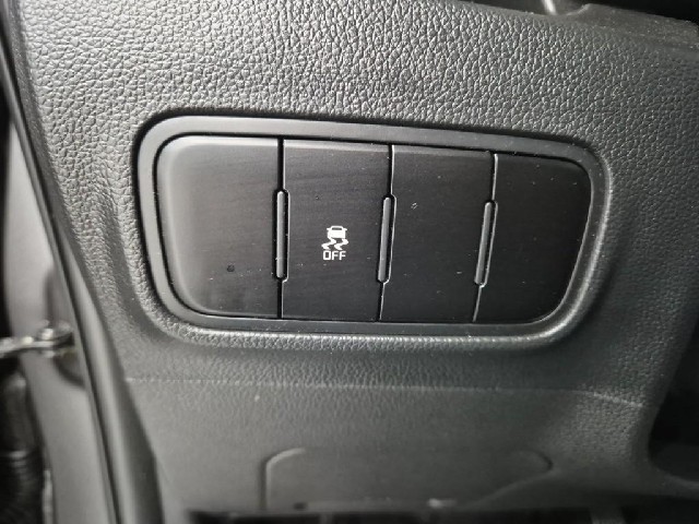6051000760R15.jpg