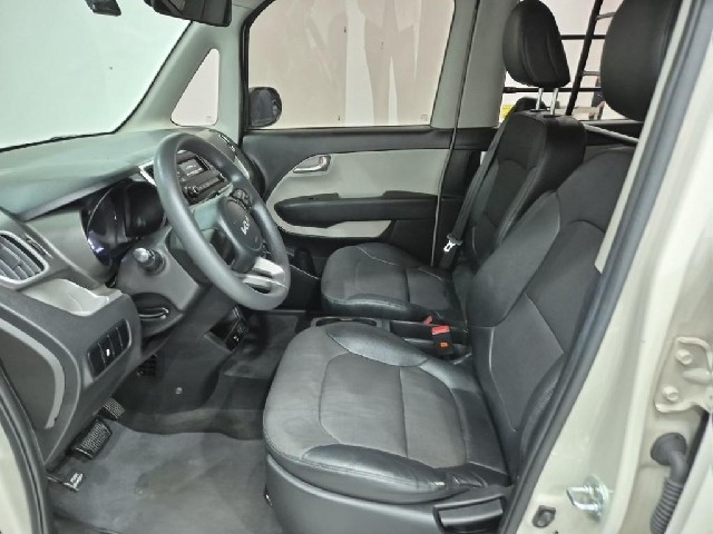 6051000757R11.jpg
