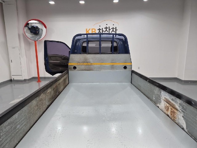 6101000565R13.jpg