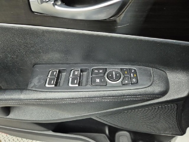 6051000704R19.jpg