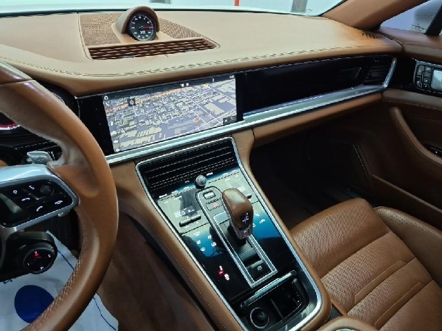6101501979R10.jpg