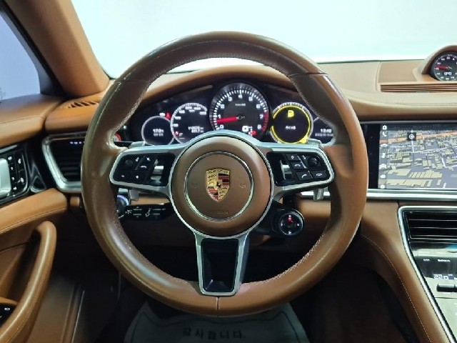 6101501979R9.jpg