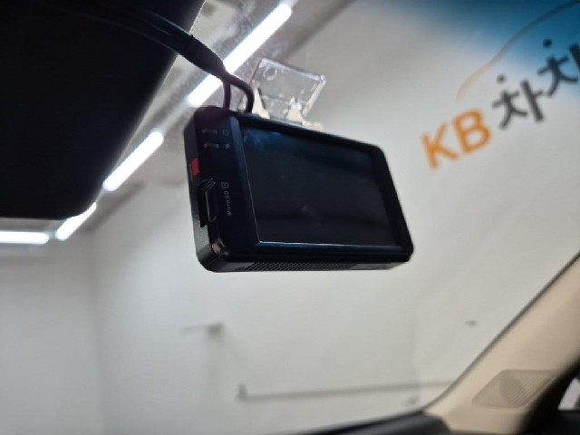 6101501880R16.jpg
