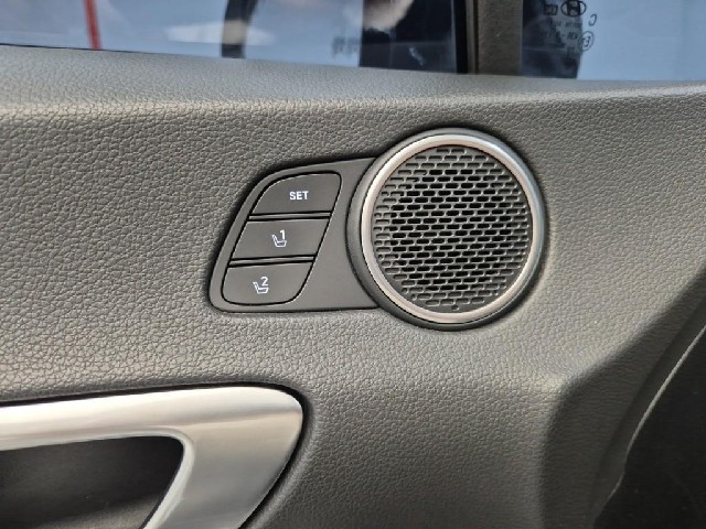 6101502201R19.jpg