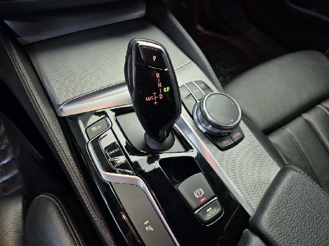 6101502008R8.jpg