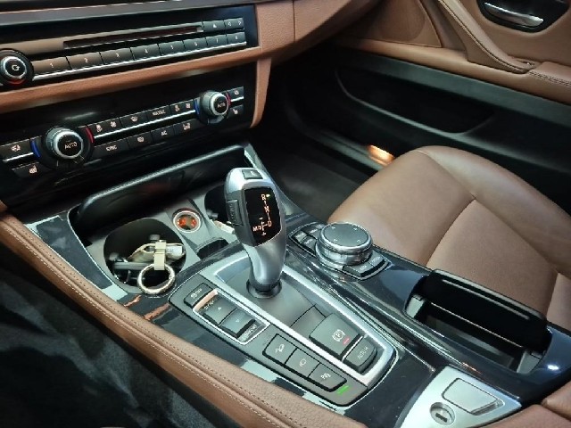 6101001781R8.jpg