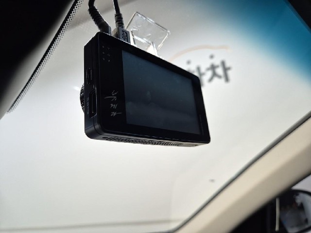 6101501484R16.jpg