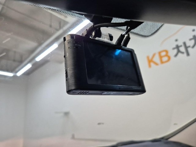 6101501646R15.jpg
