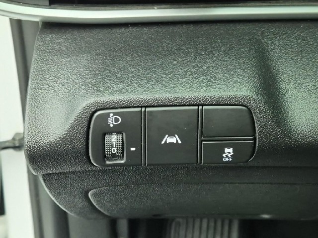 6101001582R17.jpg