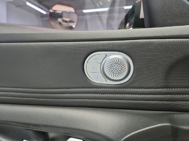 6051500100R18.jpg