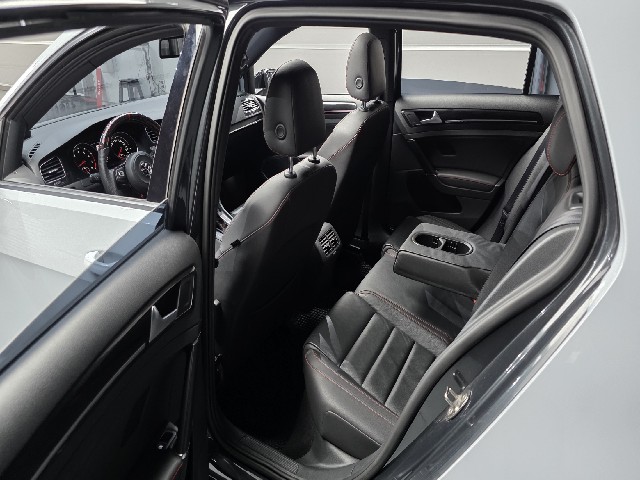 f1ead74db47fa586d17ea645a463f387.jpeg