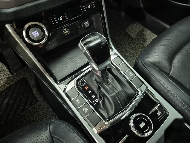 6041002082R8.jpg