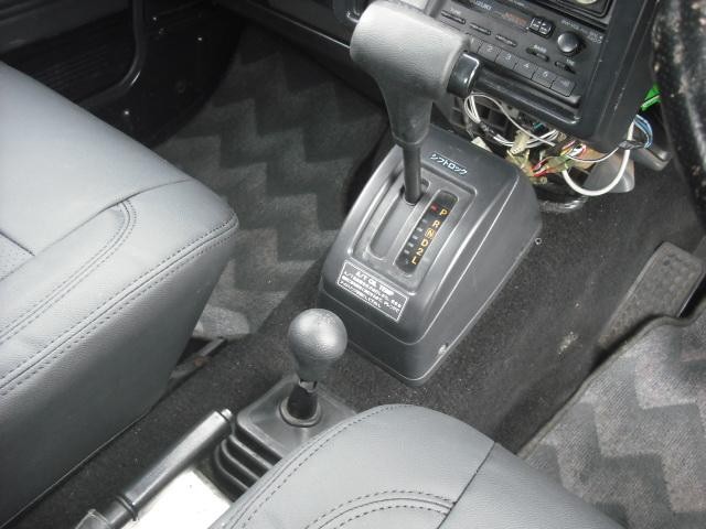 0504216A30220125W00319.jpg