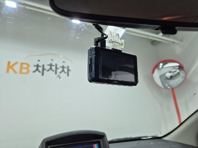 6081002069R17.jpg