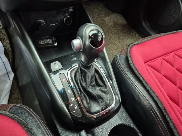 6081002069R8.jpg