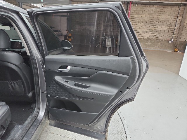 lotterental_145958359_0VDt9_2.jpg