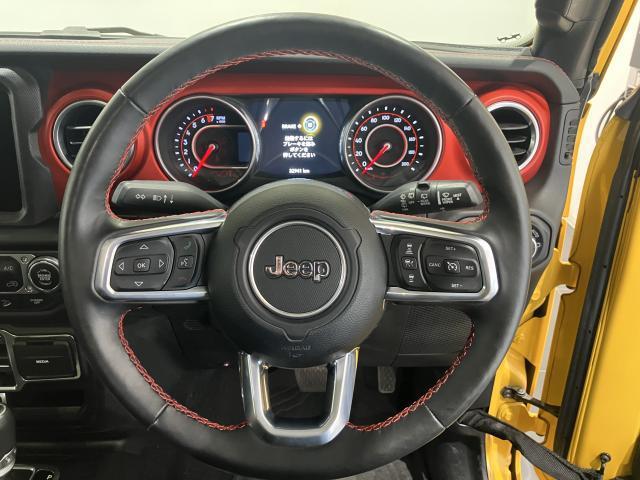 23208087_carP_l_11.jpg
