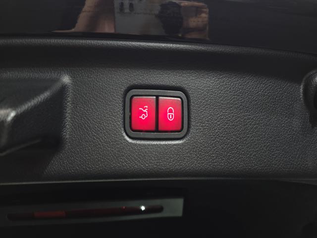 ccfeb5aa3381f80a604376ee090e52ae.jpeg