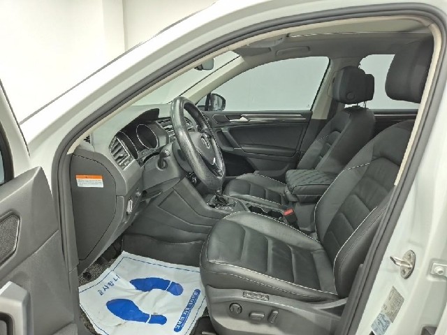 6081000378R11.jpg