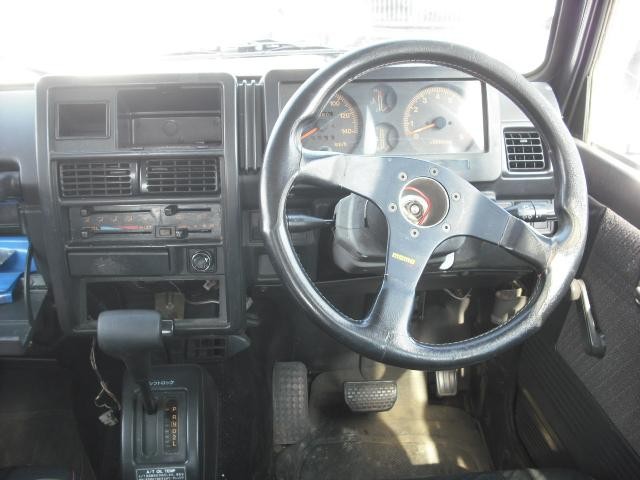 0504216A30220320W00116.jpg