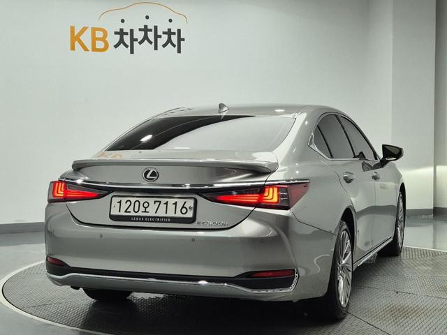 6051002618R3.jpg