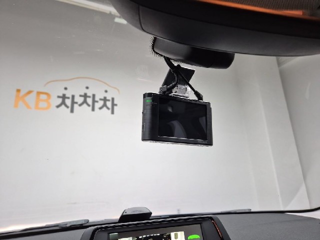 6021501932R17.jpg