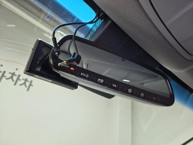 6021002392R17.jpg
