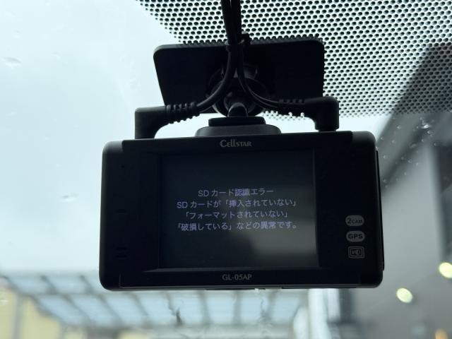26905490_carP_l_7.jpg