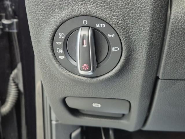 5061501217R18.jpg