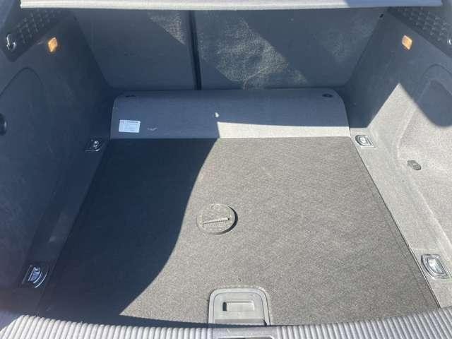 27015162_carP_l_16.jpg