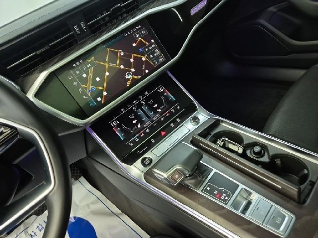 6081500279R10.jpg