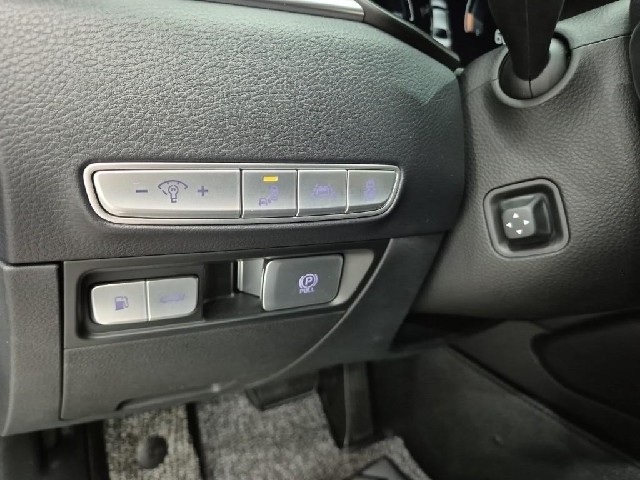 6081000691R18.jpg