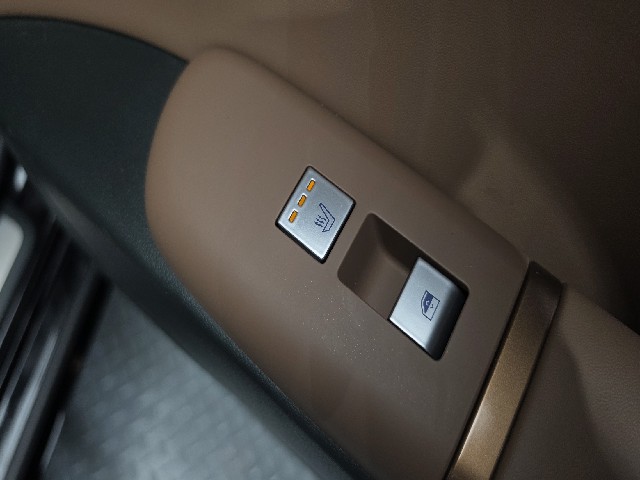 e0346c3c45e18b7792777ed8ccf87526.jpeg
