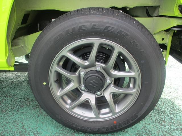 0802832A30260421W00108.jpg