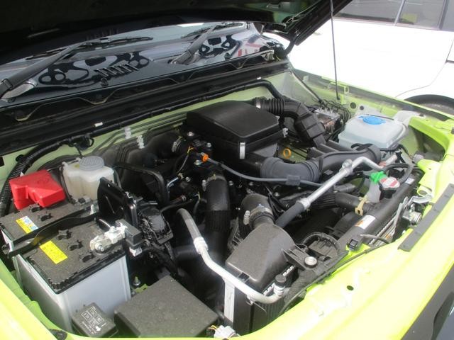 0802832A30260421W00118.jpg