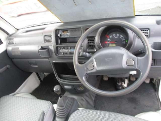 0840207A30260210W00415.jpg
