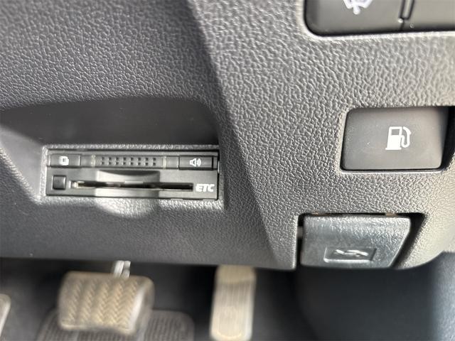 0900975A30261006W00216.jpg